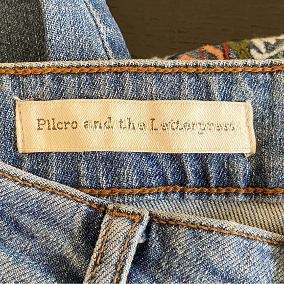 Pilcro Anthropologie Cropped Jeans 27 Blue Denim Pom Pom Embroidered Boho Chic - Picture 6 of 9